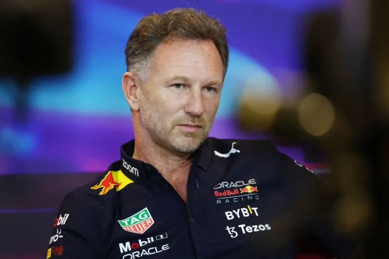 Kristian Xorner bilan mojaroga aralashgan ayol Formula 1-ga qaytdi